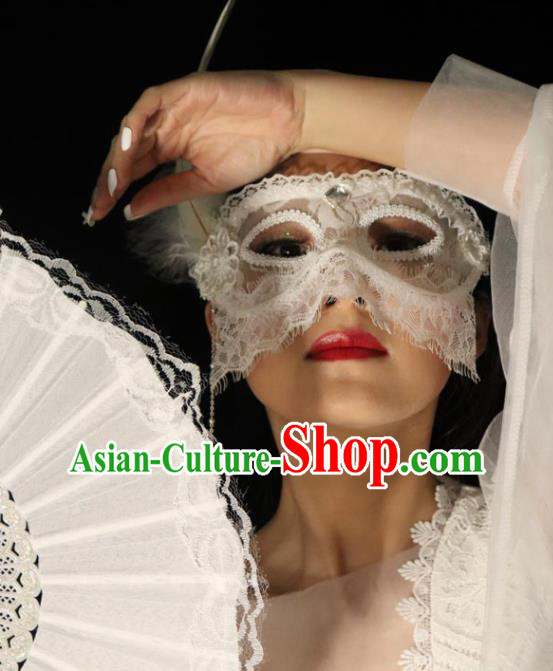 Handmade Gothic Feather Headpiece Brazil Carnival White Lace Mask Halloween Cosplay Face Mask Costume Party Blinder