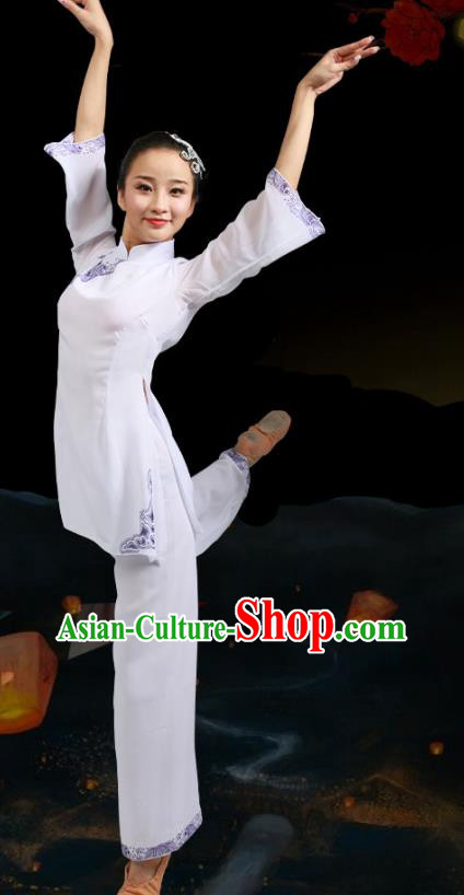 China Jiaozhou Yangko Performance White Uniforms Fan Dance Group Dance Garment Costume Female Folk Dance Clothing