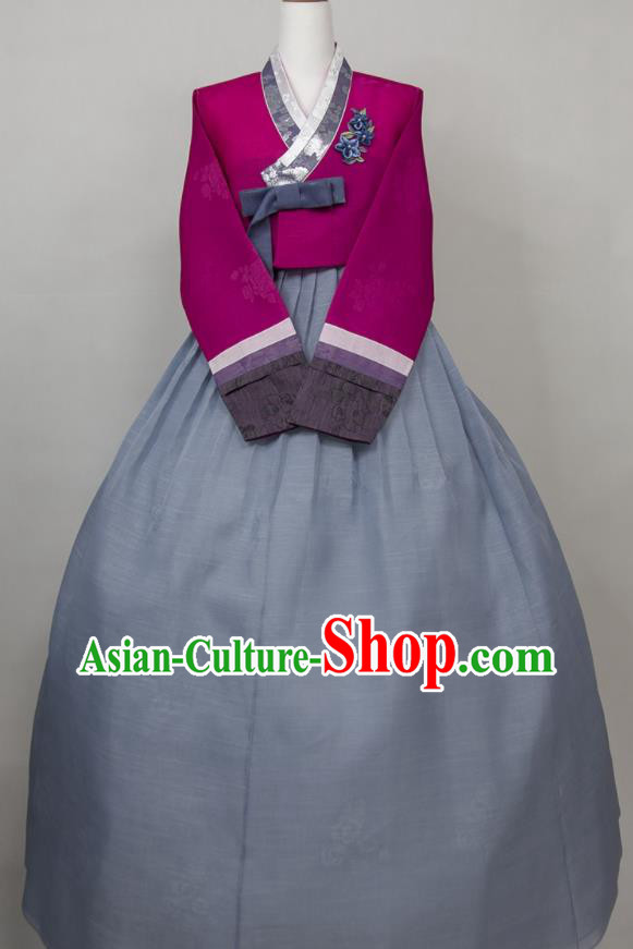 Korea Wedding Celebration Mother Fashion Costumes Korean Elderly Woman Classical Hanbok Purple Blouse and Blue Dress Traditional Festival Clothing