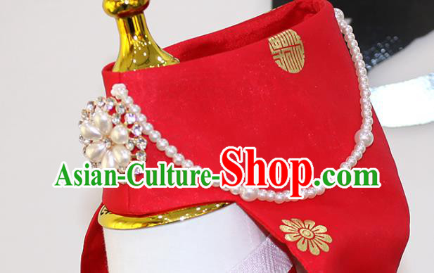 Traditional Korean Fashion Apparels Hanbok Clothing Children Girl Red Blouse and White Dress