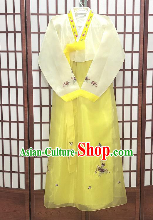 Korean Court Princess Clothing Wedding White Blouse and Yellow Dress Traditional Hanbok Costume Bride Fashion Garments
