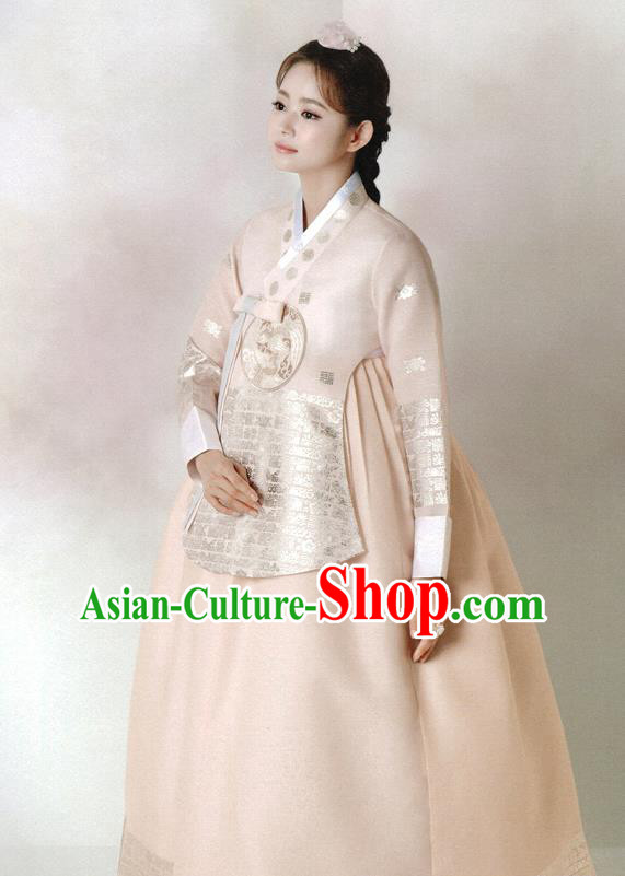 Korean Classical Fashion Clothing Bride Embroidered Beige Blouse and Dress Traditional Court Hanbok Costume Wedding Garments