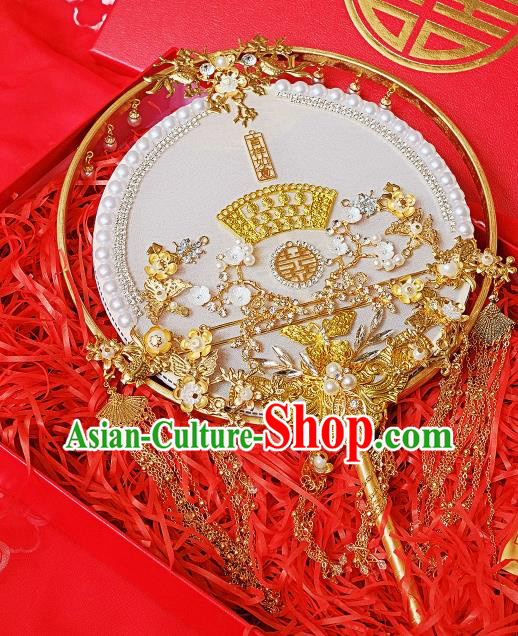 China Traditional Wedding Golden Tassel Fan Bride Palace Fan Classical Dance Circular Fan Handmade White Silk Fan