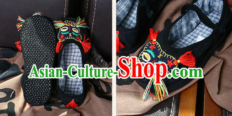 China National Folk Dance Cloth Shoes Embroidered Tiger Head Shoes Handmade Black Canvas Shoes