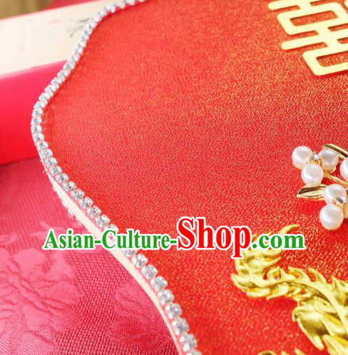 China Handmade Red Silk Fan Traditional Wedding Fan Bride Palace Fan Classical Dance Fan