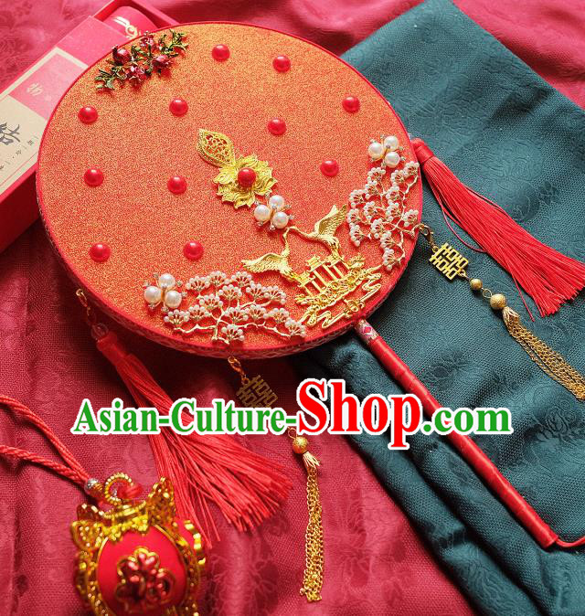 China Handmade Red Tassel Silk Fan Traditional Wedding Fan Bride Palace Fan Classical Dance Circular Fan