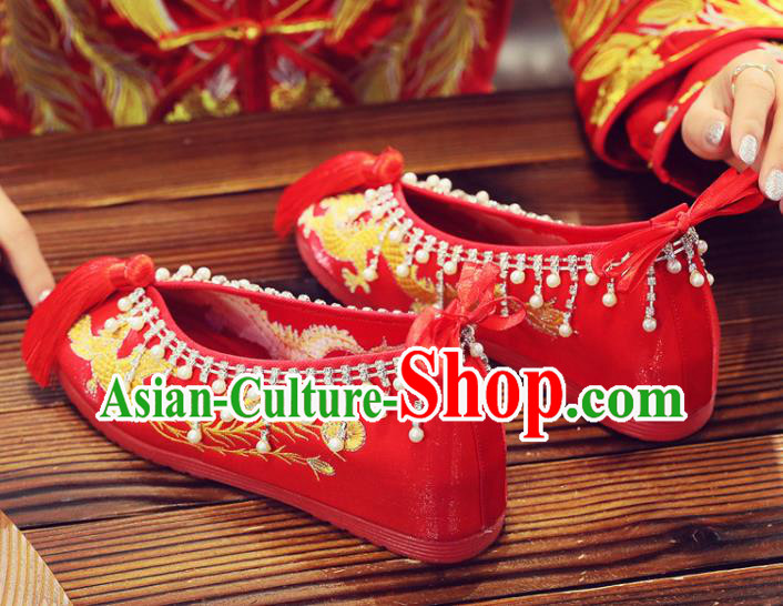 China Xiuhe Red Satin Shoes Classical Wedding Shoes Embroidered Pearls Shoes Handmade Bride Shoes