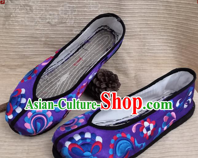 Handmade China Yunnan Embroidered Shoes Ethnic Folk Dance Shoes National Woman Royalblue Satin Shoes