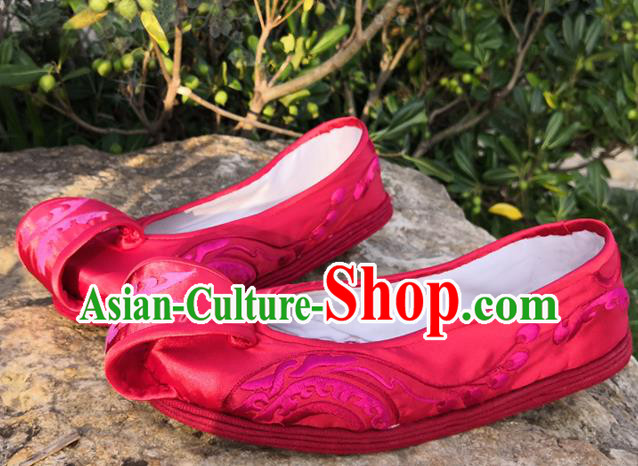 Handmade China Ethnic Folk Dance Shoes National Woman Rosy Satin Shoes Yunnan Wedding Embroidered Shoes
