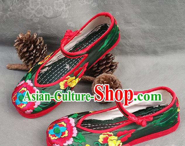 Handmade China National Woman Green Satin Shoes Yunnan Embroidered Peony Shoes Bride Shoes Ethnic Dance Shoes
