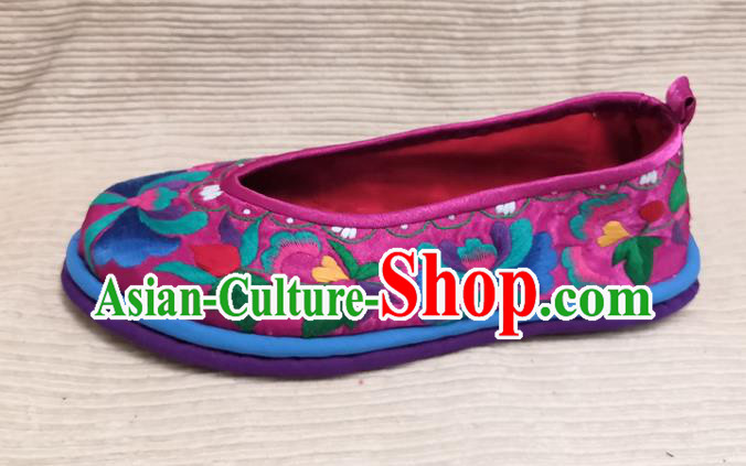 Handmade China Folk Dance Shoes National Woman Strong Cloth Shoes Yunnan Ethnic Rosy Embroidered Shoes