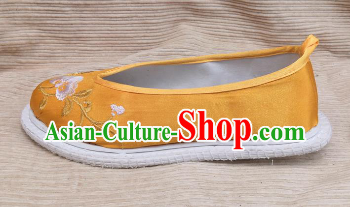 Handmade China Embroidered Yellow Satin Shoes National Woman Strong Cloth Shoes Yunnan Ethnic Dance Shoes