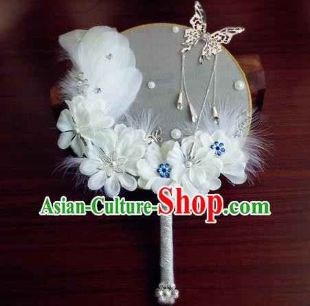 Handmade Chinese Bride Prop Fan Traditional Hanfu Silk Fan Wedding White Feather Palace Fan