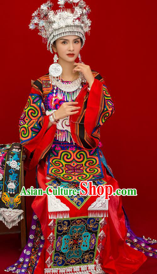 Chinese Dong Minority Folk Dance Red Dress Ethnic Wedding Outfits Miao Nationality Bride Clothing Guizhou Festival Dance Garments and Headpieces