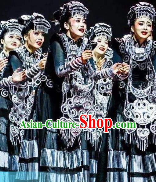 Chinese Yi Nationality Woman Clothing Traditional Ethnic Stage Performance Dress Outfits Li Minority Group Dance Apparels