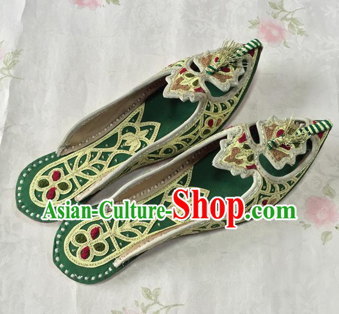 Handmade India Female Green Leather Slippers Indian Wedding Bride Shoes Asian Nepal Bride Shoes Embroidery Pointed Shoes