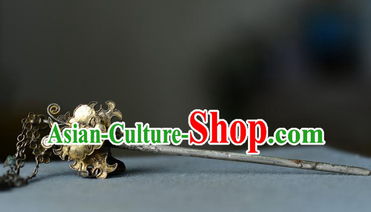 Chinese Ancient Empress Silver Butterfly Hairpin Traditional Vintage Hair Accessories Handmade Qing Dynasty Tassel Hair Stick