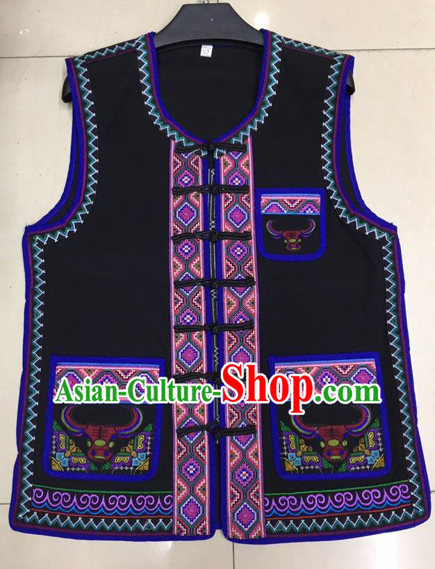 China Yi Nationality Male Embroidered Black Vest Ethnic Costume Miao Minority Festival Waistcoat