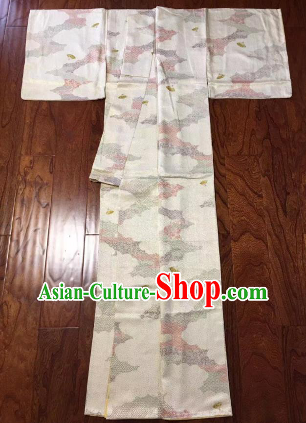 Japan Young Woman Wafuku Garment Costume Traditional Beige Silk Yukata Dress Classical Cloud Fan Pattern Kimono Clothing