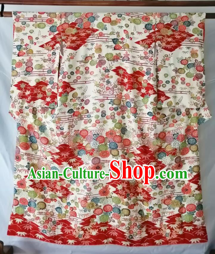 Japan Young Woman Garment Costume Kyoto Printing Silk Yukata Dress Traditional Chrysanthemum Pattern Tsukesage Kimono Clothing