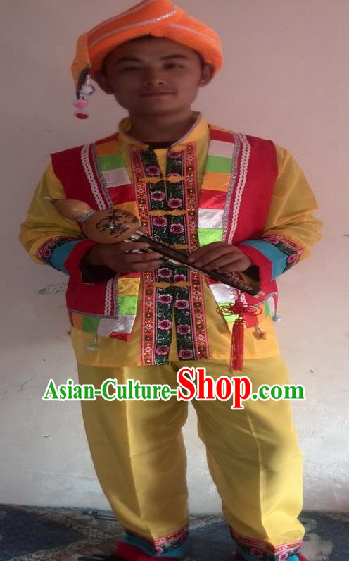 China Yi Nationality Folk Dance Clothing Ethnic Cucurbit Flute Performance Yellow Outfits Yunnan Minority Male Costumes