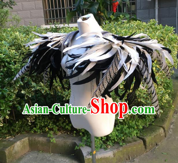 Top Stage Show Props Brazilian Carnival Epaulet Samba Dance Feather Shoulder Accessories Miami Catwalks Cape Decorations