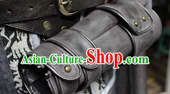 Custom European Prince Garment Costumes Western Warrior Leather Suits Cosplay Knight Clothing