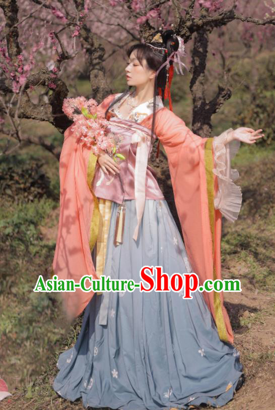 China Ancient Palace Princess Hanfu Dress Attires Southern and Northern Dynasties Young Beauty Garment Costumes Traditional Court Historical Clothing