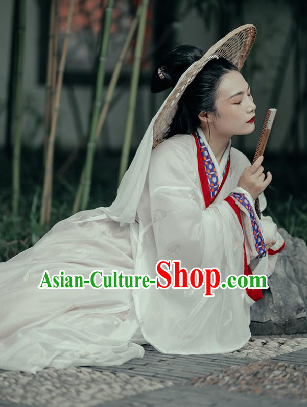 China Song Dynasty Young Beauty White Hanfu Dress Traditional Court Woman Historical Costumes Ancient Aristocratic Lady Garment Clothing