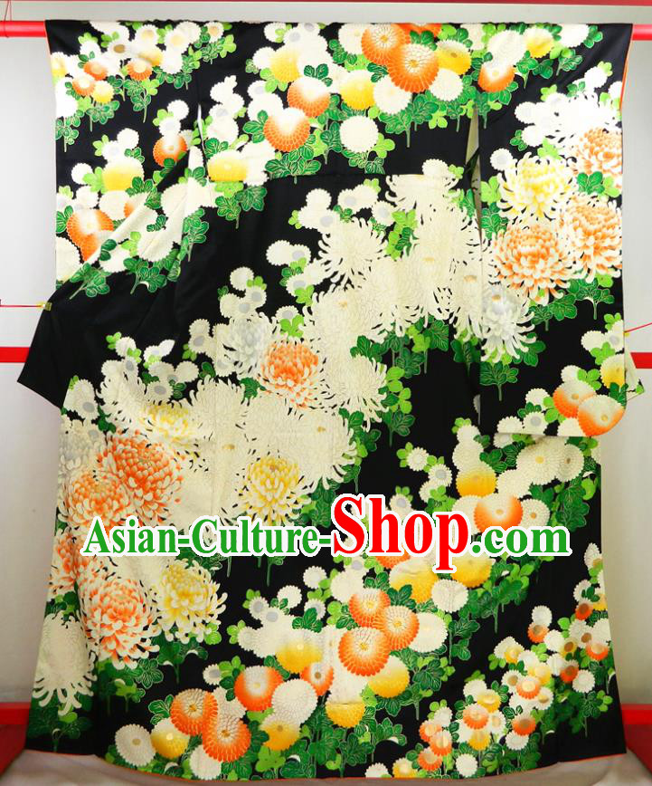Japanese Traditional Furisode Kimono Clothing Court Empress Garment Costume Classical Chrysanthemum Pattern Black Yukata Dress