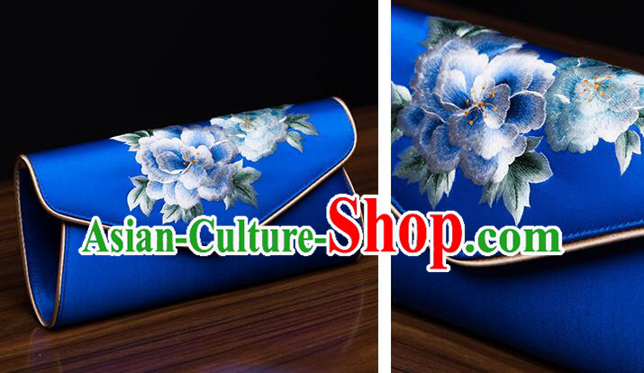 China Handmade Suzhou Embroidery Flowers Handbag National Cheongsam Evening Bag Royal Blue Silk Bag