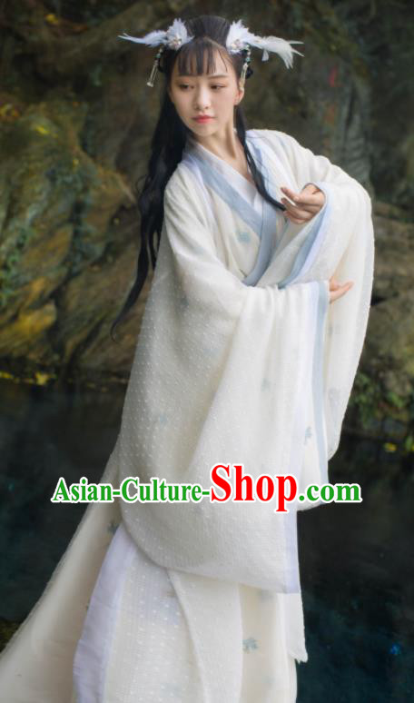 Chinese Traditional Hanfu White Straight Front Robe Clothing Ancient Fairy Dress Garments Jin Dynasty Historical Costumes