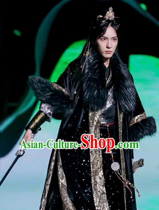 China Ming Dynasty Swordsman Black Clothing Traditional Winter Male Hanfu Ancient Young Hero Costumes