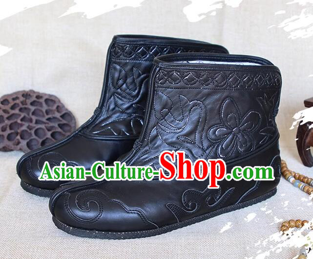 China Old Beijing Shoes Handmade Leather Boots Black Kung Fu Boots Winter Fleece Linning Insulated Shoes