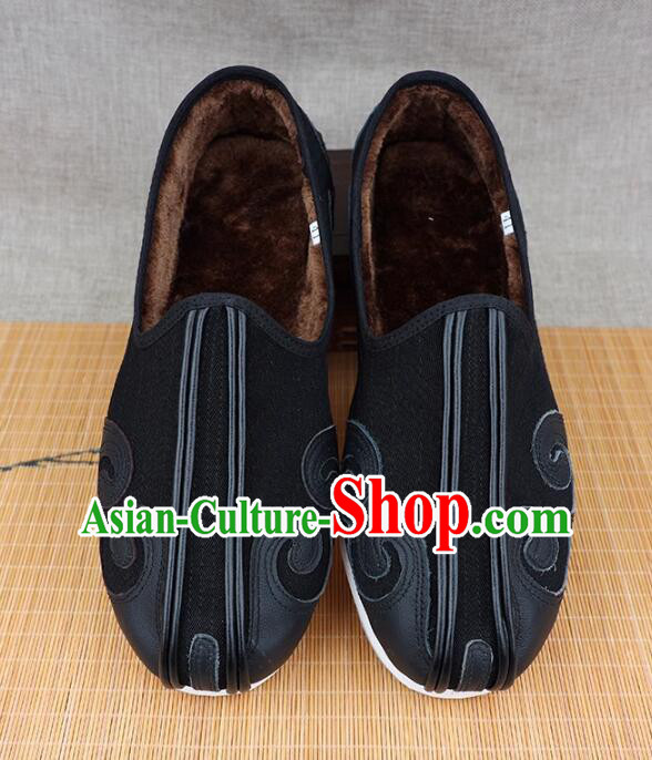 China Black Cloud Pattern Kung Fu Shoes Winter Insulated Shoes Old Beijing Cloth Shoes Handmade Male Shoes