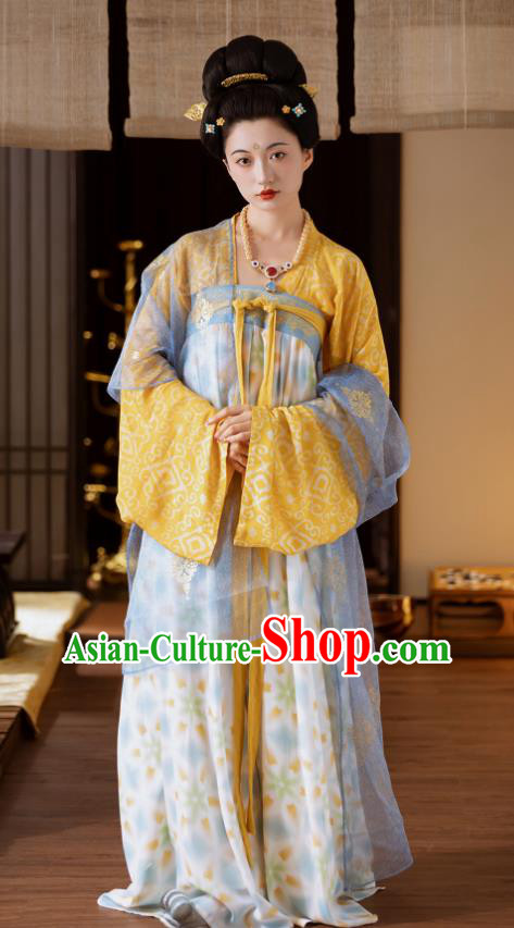 China Ancient Noble Woman Clothing Traditional Hanfu Yellow Blouse and Ruqun Tang Dynasty Empress Chang Costumes