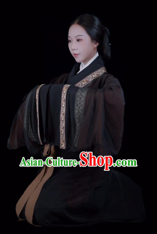 Chinese Ancient Princess Garment Costumes Traditional Hanfu Curving Front Robe Han Dynasty Palace Lady Clothing