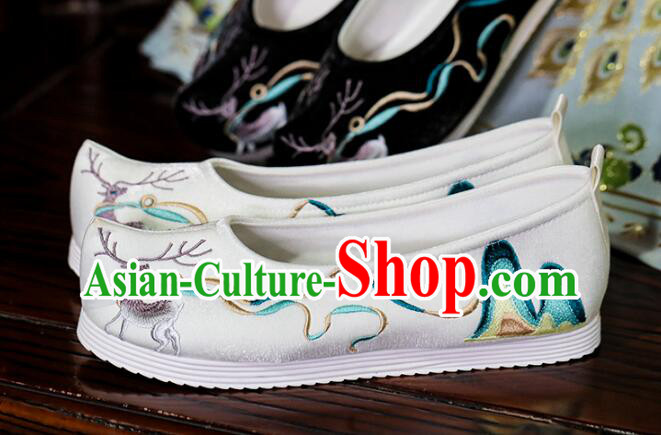 China Ancient Childe Shoes Handmade Shoes White Cloth Embroidered Deer Shoes Traditional Hanfu Shoes