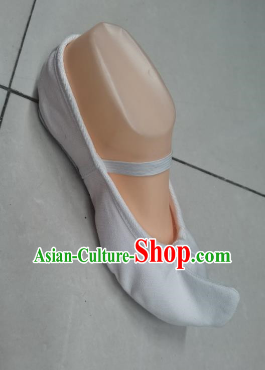 Korean Ethnic Group Dance Shoes Hook Shoes Folk Shoes Martial Arts Shoes Canvas Flat Cowhide Sole