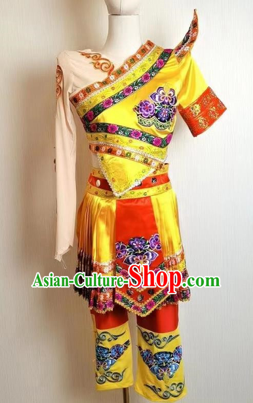 March Three Ethnic Minority Dance Costumes Hydrangea Round Dance Costumes Zhuang Dance Stage Performance Costumes