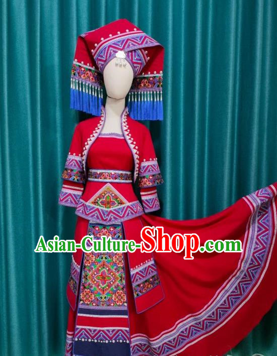 Guangxi Ethnic Minority Clothing March 3 Zhuang Red Bride Dress 360 Degree Skirt