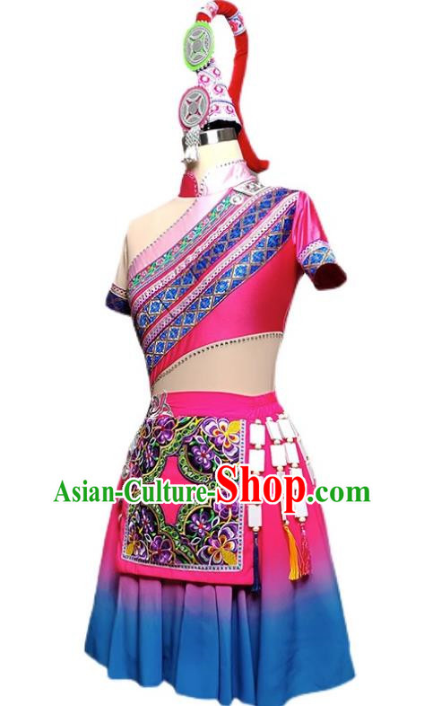 She Minority Nationality March 3 She Nationality Performance Costumes Group Dance National Dance Performance Costumes