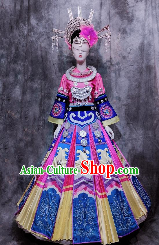 Miao Nationality Costumes Show Minority Costumes On March 3