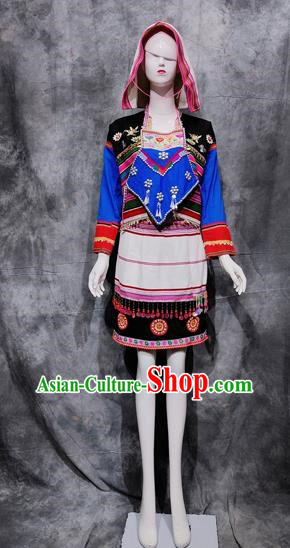 Traditional Costumes Of The Jinuo Ethnic Group Yunnan Minority Costumes