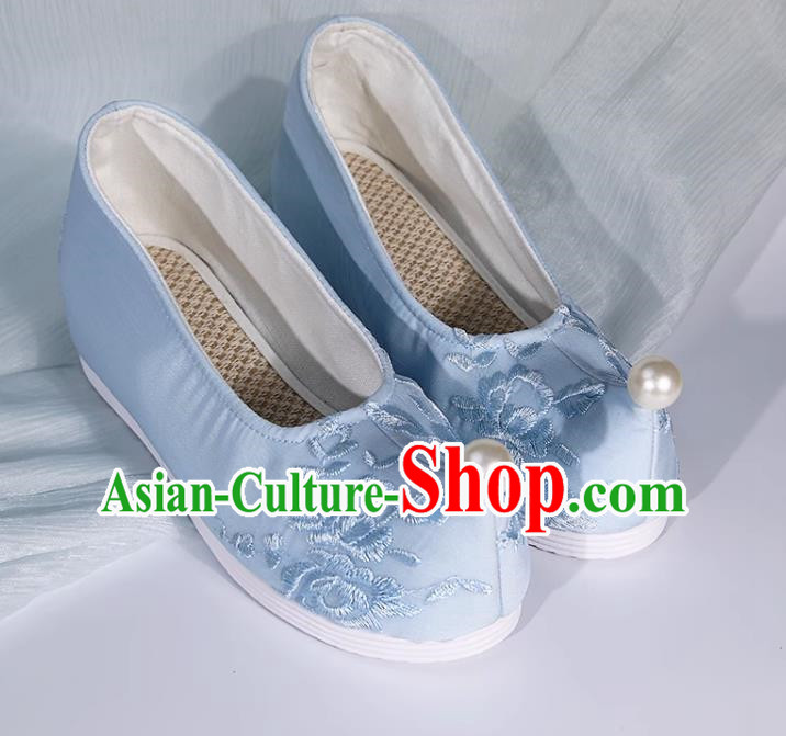 Embroidered Hanfu Shoes Light Blue Pearl Inner Height Increase