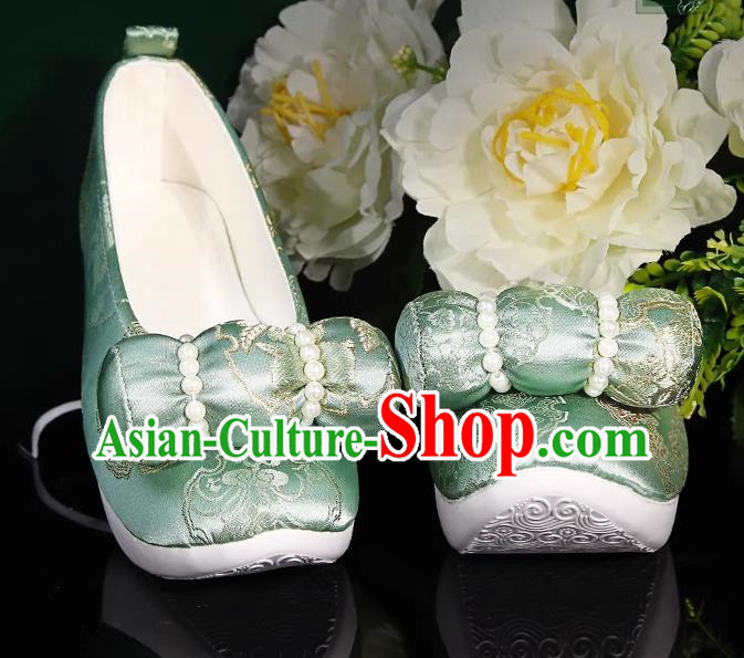 Hanfu Shoes Women Ancient Style Flat Cloud Climbing Shoes Small Pillow Weaving Gold Pearl Cloth Shoes