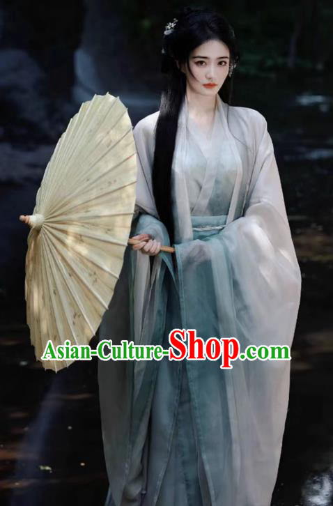 China Ancient Goddess Clothing Traditional Hanfu Light Green Dress Southern and Northern Dynasties Court Princess Costumes