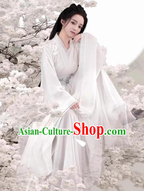 China Traditional Hanfu White Dress Jin Dynasty Swordswoman Clothing Ancient Superheroine Costume