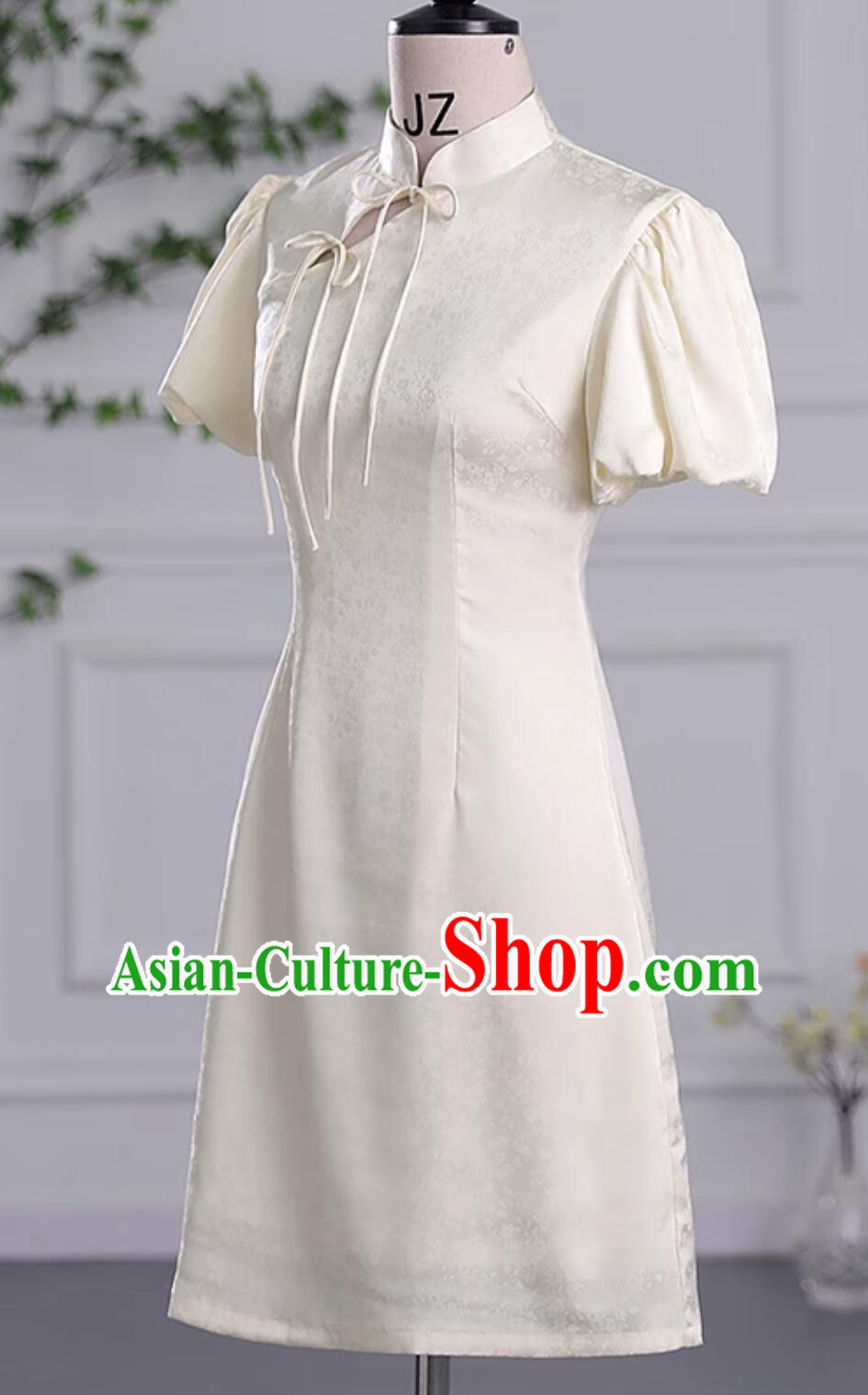 China Short Sleeve Qipao Dress Modern White Cheongsam Traditional Chinese Clothing
