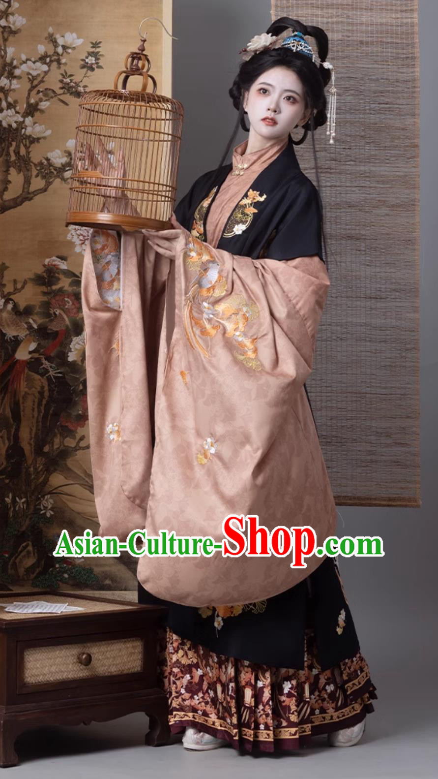 Chinese Ming Dynasty Embroidered Clothing Ancient China Princess Costume Traditional Hanfu Dress Complete Set